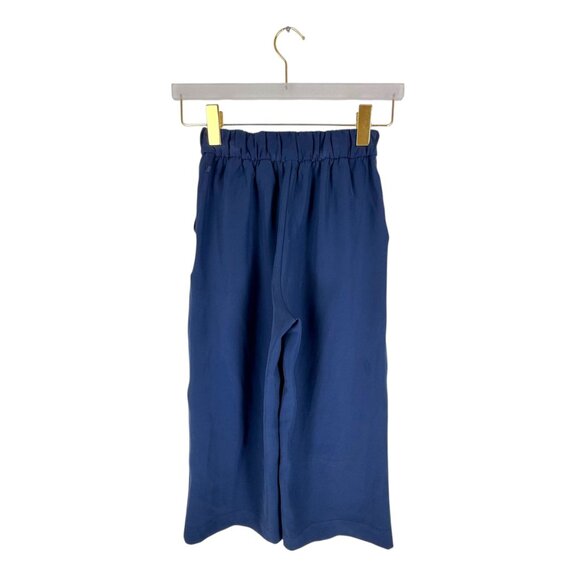 Lululemon | 2 | Noir Crop Pant | True Navy | Minimalist | Athleisure | Casual - Picture 5 of 16